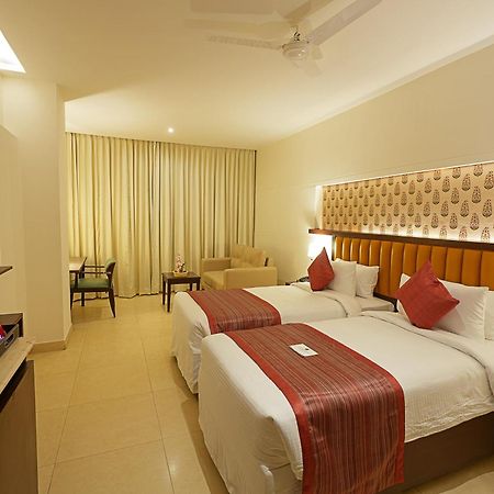 Grand Continent Secunderabad A Sarovar Portico Affiliate Hotel Exterior foto