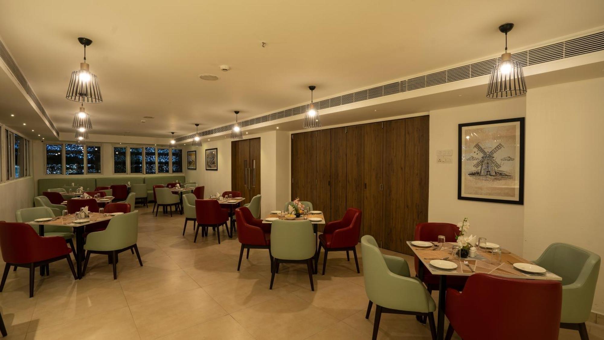 Grand Continent Secunderabad A Sarovar Portico Affiliate Hotel Exterior foto